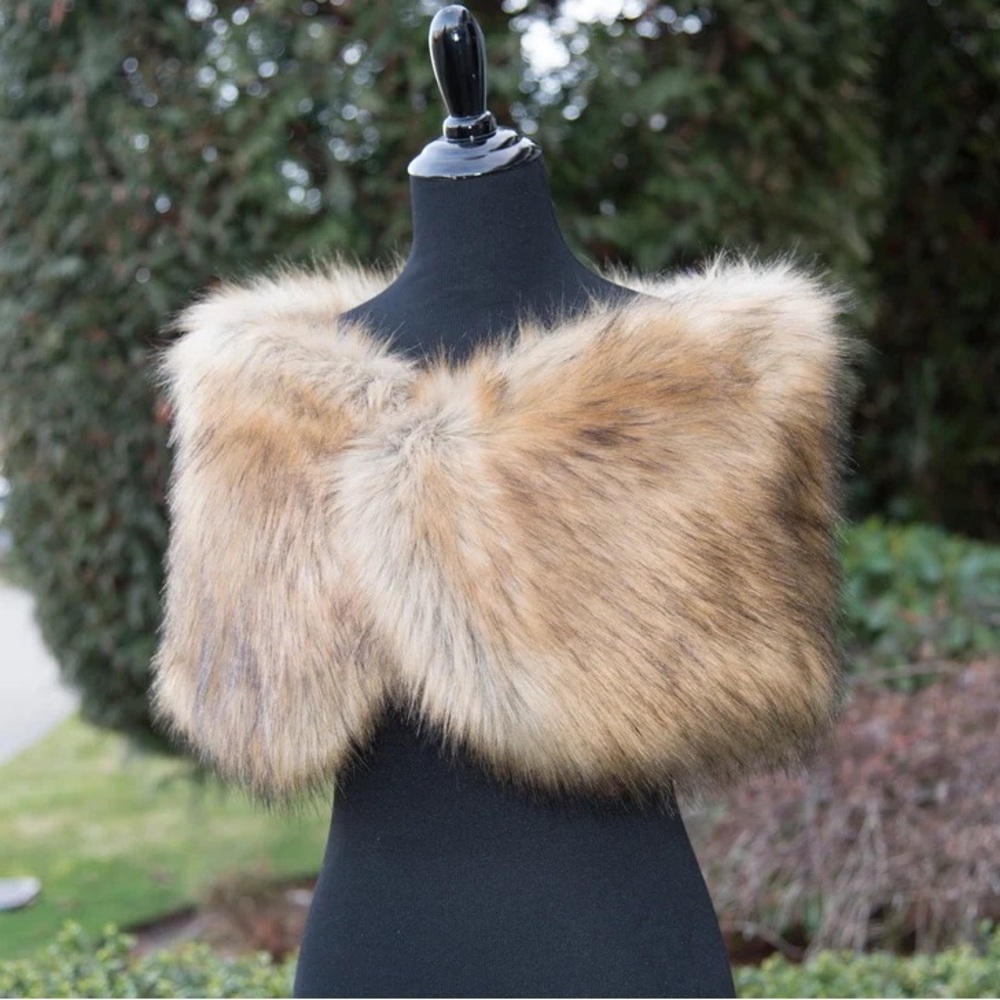 Brown Faux Fur Bridal Wrap